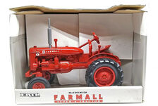 McCORMICK DEERING FARMALL SUPER A  TRACTOR