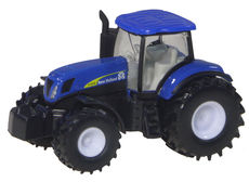 NEW HOLLAND T7070 TRACTOR