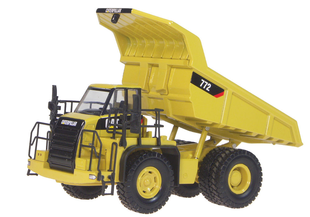 Caterpillar 772 dump truck
