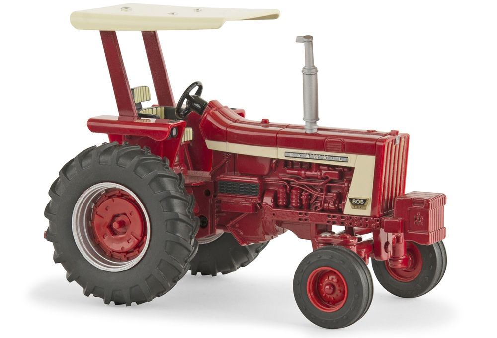 IH 806 tractor with ROPS