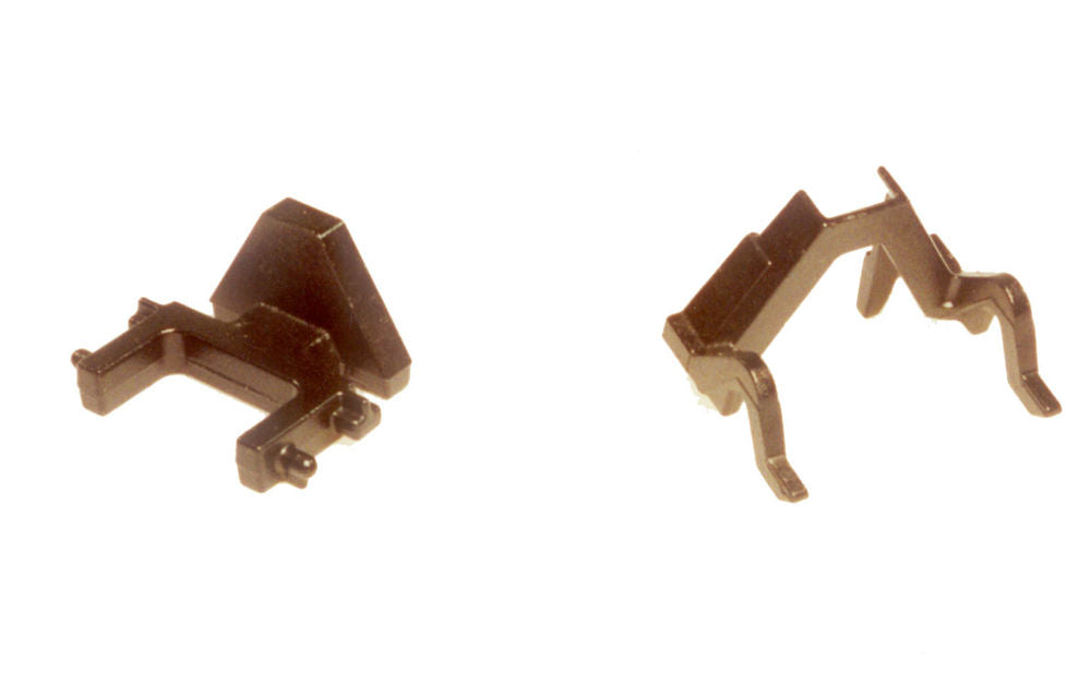 Siku adaptor to fit rear linkage implements to front linkage