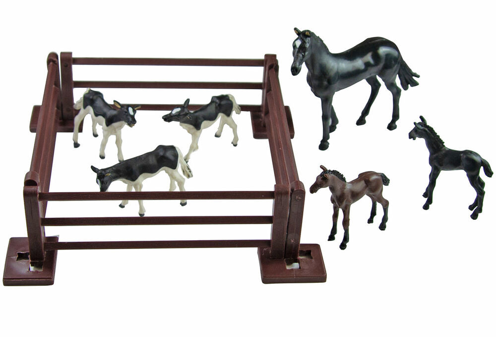 Britains small animal set (3 calves, 2 foals, horse, 4 fences)
