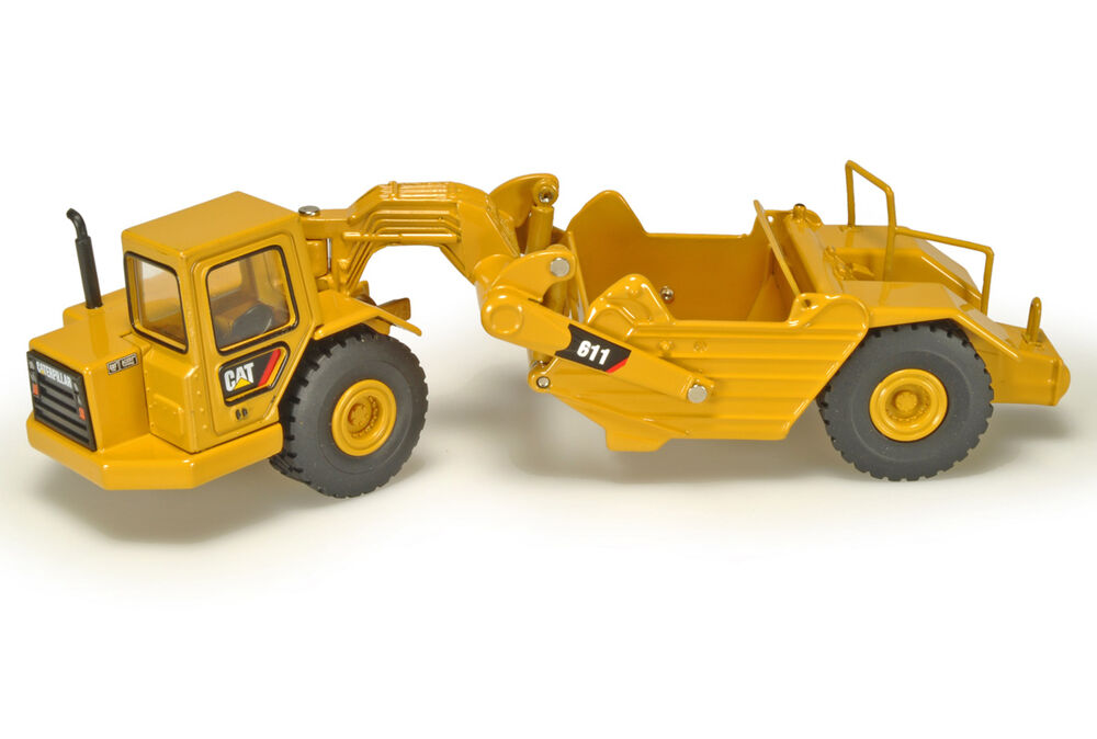 Caterpillar 611 scraper