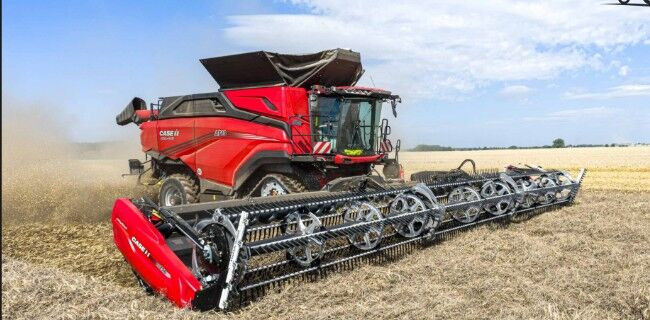 Case IH AF10 combine