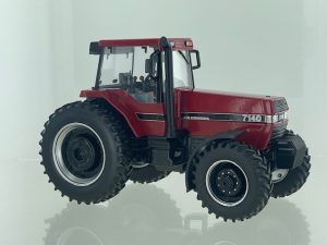 Case Magnum 7140 (single rear wheel)