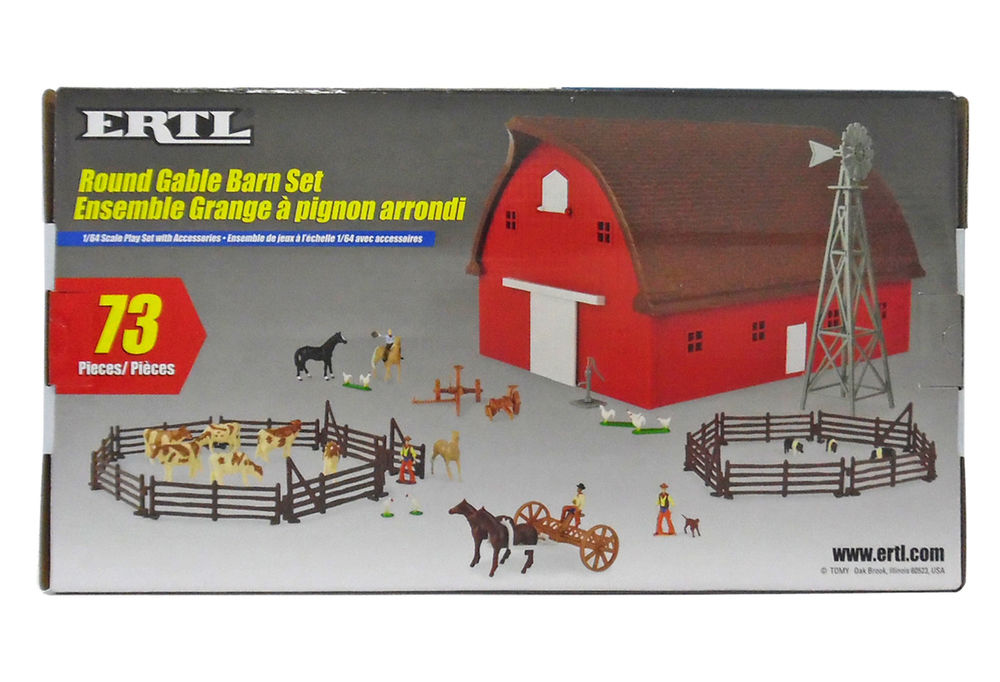 Ertl gable barn set - 73 pieces