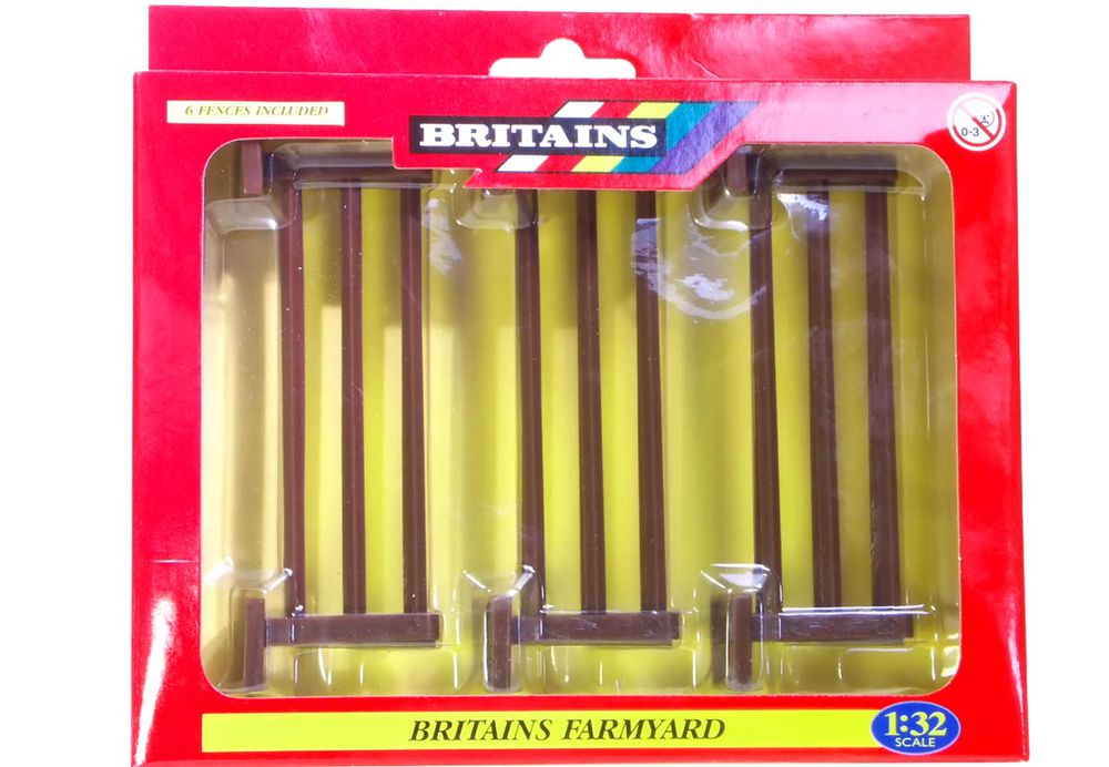 Britains farm fencing, pack of 12 fence panels