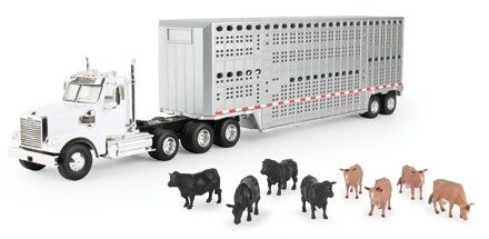 Freightliner semi with livestock trailer
