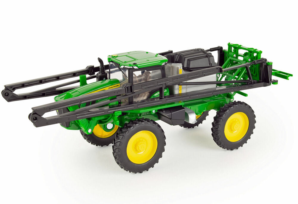 John Deere 412R self propelled boom spray