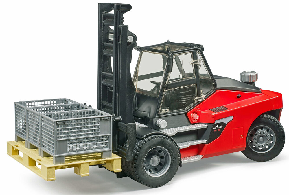 Linde HT160 fork lift with pallet & 3 crates