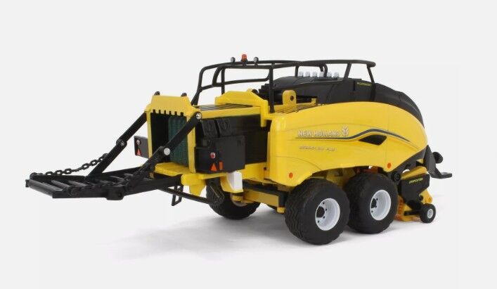 New Holland BigBaler 340+ with 6 square bales