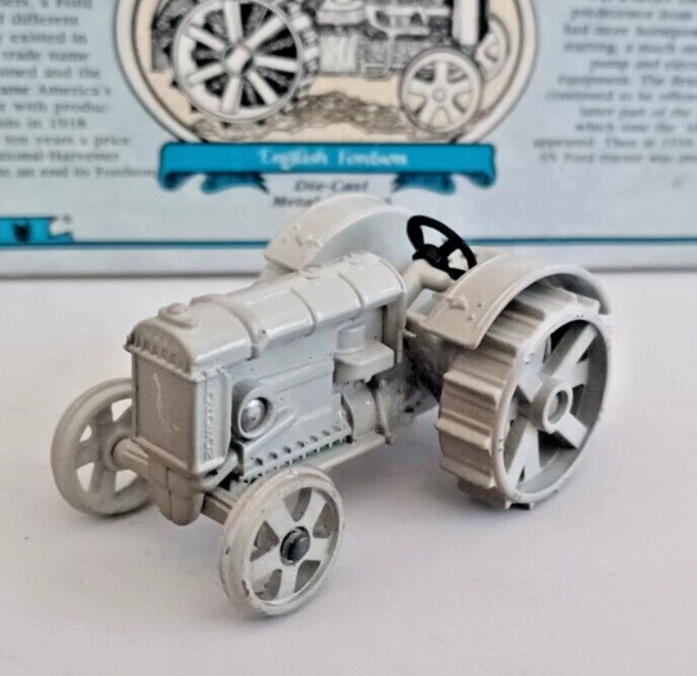 Fordson Model N on Steel Wheels - Light Grey