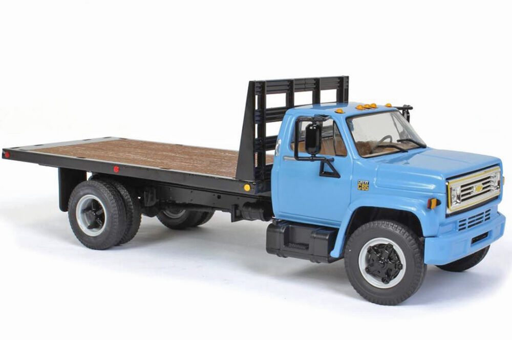 CHEVROLET 1974 1979 C65 TRAY TRUCK scale model by Collector Models