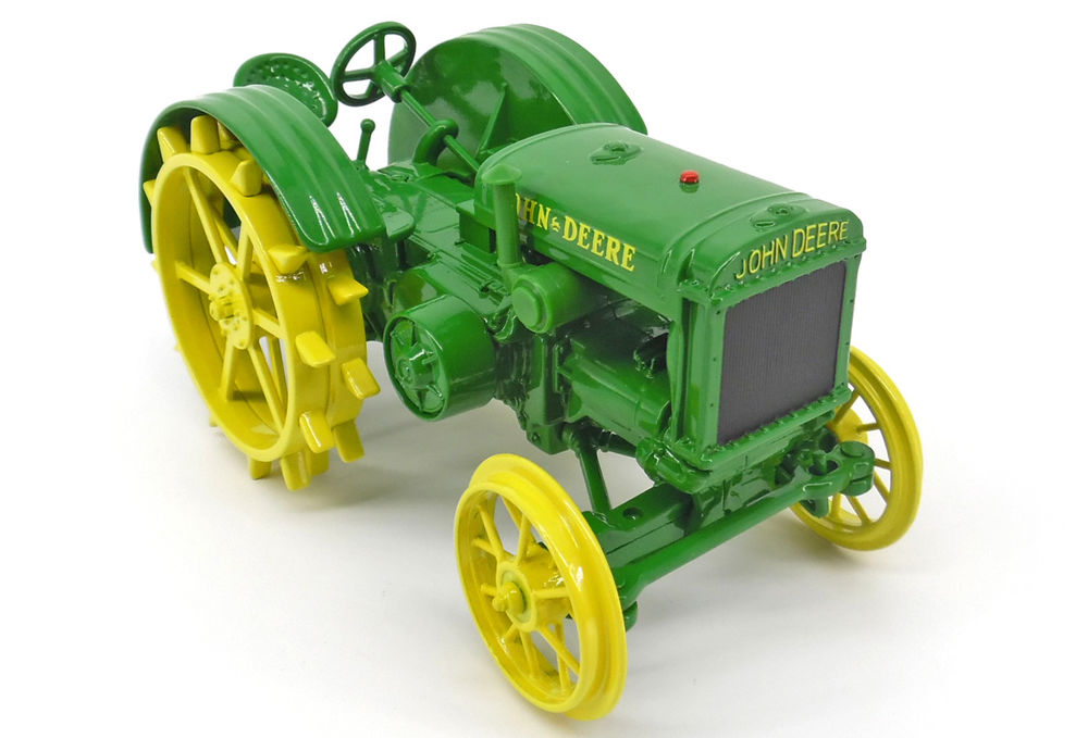 JOHN DEERE MODEL 'D' TRACTOR 1924 Prestige Edition Collector Models