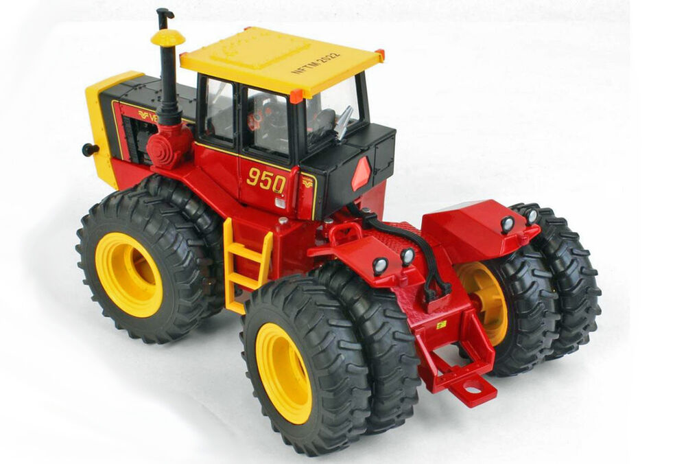 VERSATILE 950 4WD TRACTOR on DUALS 2022 NFTM Edition (very limited