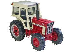 1566 TRACTOR with duals    Special Edition