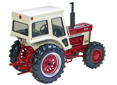 1566 TRACTOR with duals    Special Edition