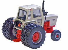 1570 TRACTOR with Duals