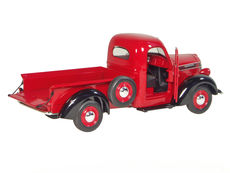 1938 D2 PICKUP UTE   REDBLACK