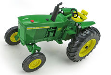 3020 TRACTOR with wide front axle