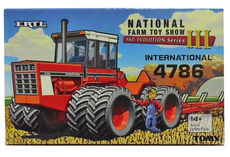 4786 4WD TRACTOR with DUALS   Special Edition
