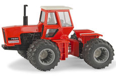 ALLIS CHALMERS 7580 4WD TRACTOR with DUALS