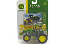 8400R TRACTOR with rear triples and front duals