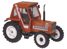 880 TRACTOR with CAB   very detailed