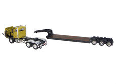 CT660 LOW LOADER SEMI TRUCK