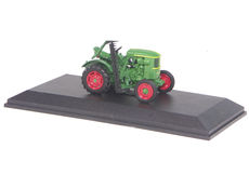 F1L TRACTOR with MID MOUNT MOWER   very detailed
