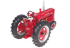 FARMALL M TRACTOR