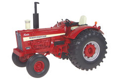 IH 1256 TRACTOR