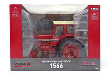 IH 1566 FWA TRACTOR with Rear Duals  Prestige Edition
