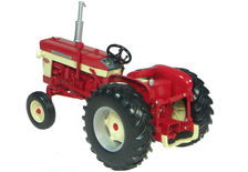 IH 460 DIESEL TRACTOR  Collector Edition