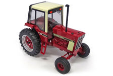 IH 886 TRACTOR  Special Edition