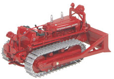 IH TD24 DOZER with CABLE BLADE   very detailed