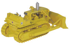 IH TD25 DOZER  very detailed