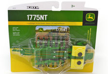 JOHN DEERE 1775NT 16 ROW PRECISION PLANTER