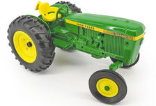 JOHN DEERE 2440 TRACTOR