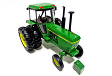 JOHN DEERE 4430 TRACTOR with rear duals  Prestige series