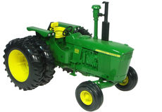 JOHN DEERE 6030 TRACTOR with DUALS