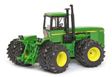 JOHN DEERE 8850 4WD TRACTOR with DUALS   Special Edition