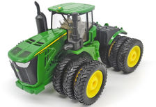 JOHN DEERE 9570R 4WD TRACTOR with TRIPLE WHEELS
