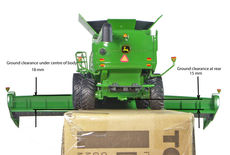 JOHN DEERE S690 HEADER with Draper front   Prestige Series