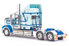 KENWORTH T909 PRIME MOVER with AERO KIT   Light Blue