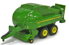 L340 BIG SQUARE BALER with 4 Bales