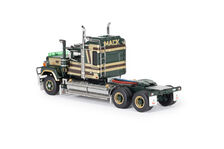 MACK BICENTENNIAL and39CAPTAIN COOKand39 SUPER LINER 