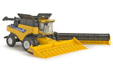 NEW HOLLAND CR890 HEADER with 30 ft GRAIN FRONT + 21 ROW CORN FRONT
