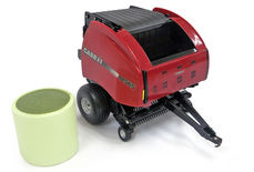 RB565 ROUND BALER with BALE