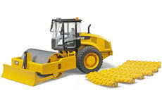 VIBRATORY SOIL COMPACTOR with BLADE